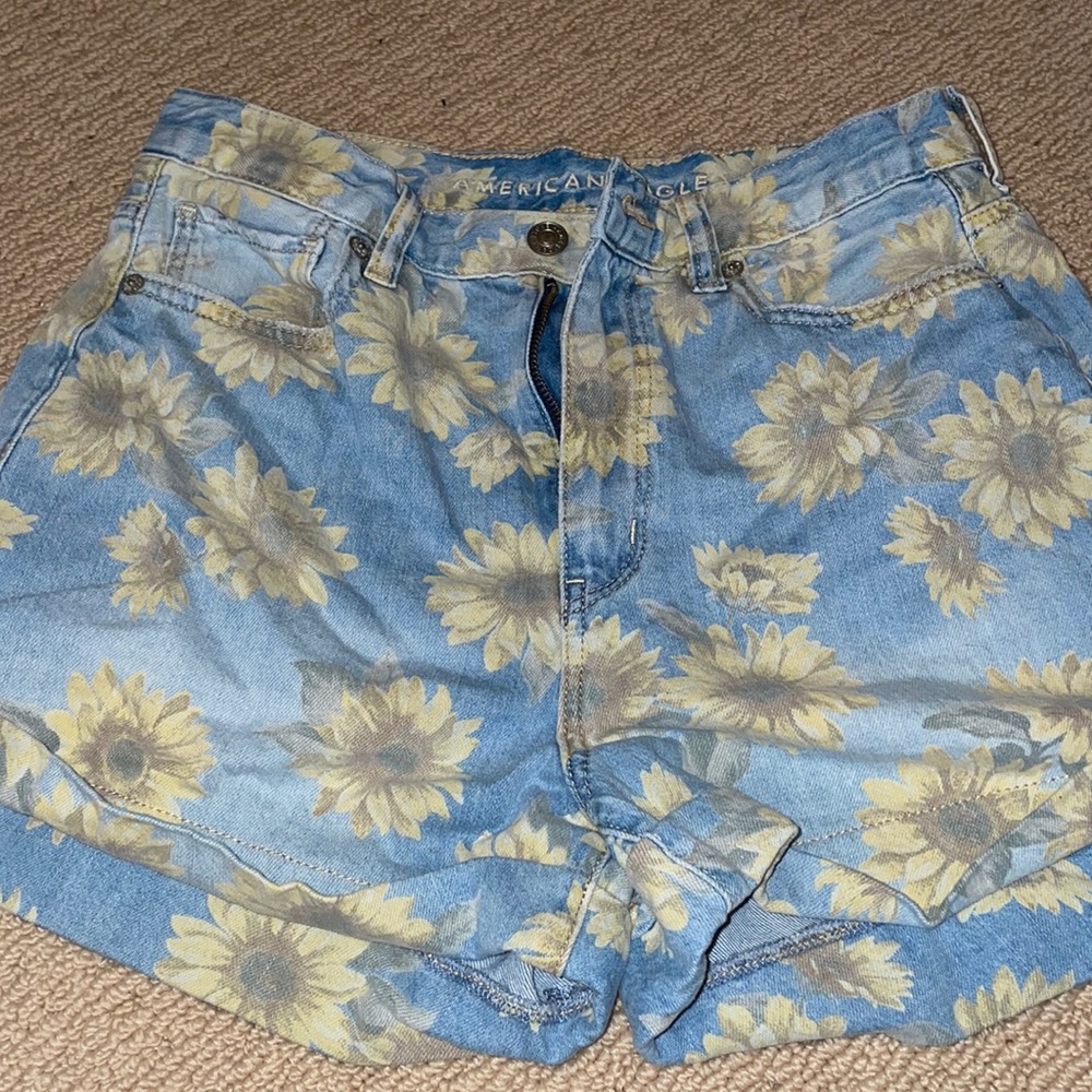 American eagle sunflower shorts
